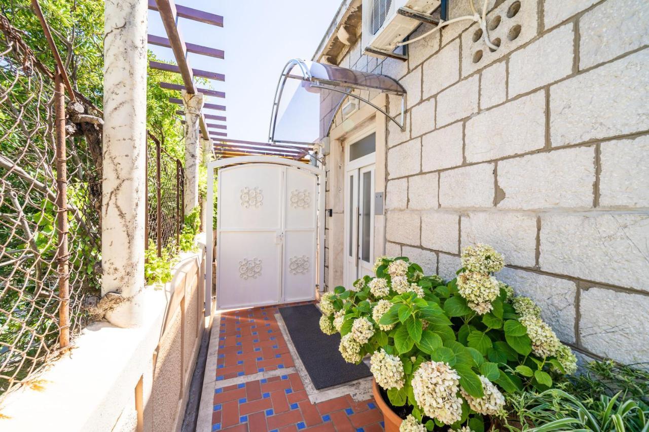 Rooms Nina Dubrovnik Bagian luar foto